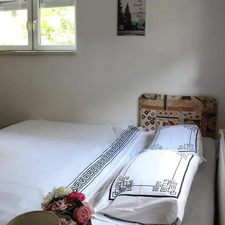 Cozy Cube Aparment
