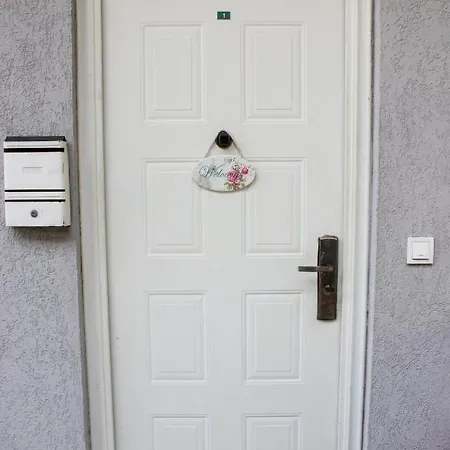Cozy Cube Aparment Apartament Tuzla